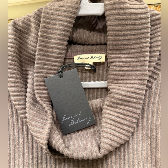 Jane and Delancey Cozy Cowl Neck Sweater - Picture 4 of 4